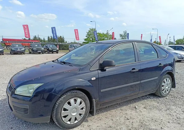 ford focus warszawa Ford Focus cena 4900 przebieg: 275000, rok produkcji 2006 z Warszawa